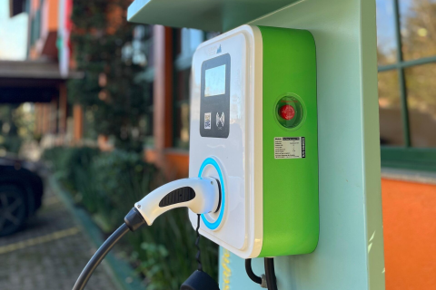 Hotéis da rede Fioreze em Gramado passam a ter carregadores para carros elétricos