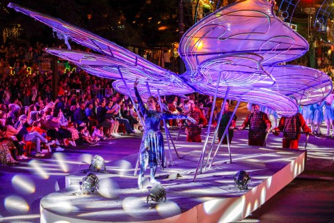 40° Natal Luz de Gramado fará seleção para empurradores de carros alegóricos do Grande Desfile