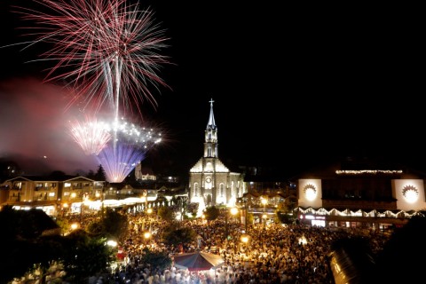 Gramado brilha na virada de 2026 com show de fogos para mais de 30 mil pessoas