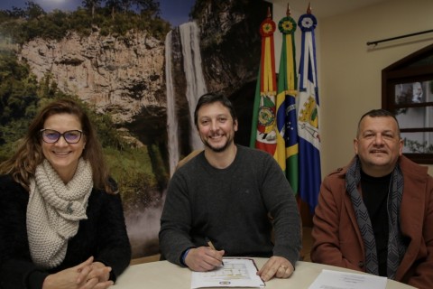 Prefeito de Canela anuncia convênio para abertura de 150 vagas para berçário e maternal