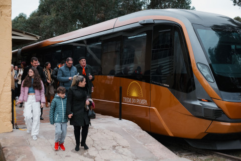 Trem do Pampa é inaugurado na Fronteira da Paz e deve alavancar o turismo na região