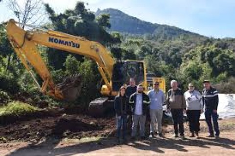 Obra de desassoreamento do Arroio Pirajá em Nova Petrópolis tem início