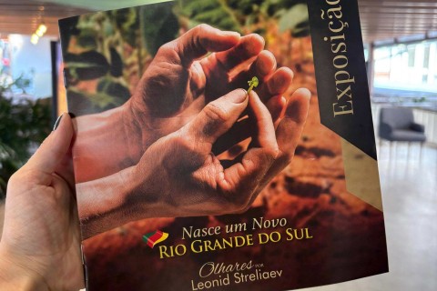 Espaços Sicredi de Gramado e Canela recebem exposição “Olhares”, de Leonid Streliaev