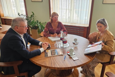 ADIB visita Jablonec nad Nisou e propõe fortalecimento da irmandade com Nova Petrópolis